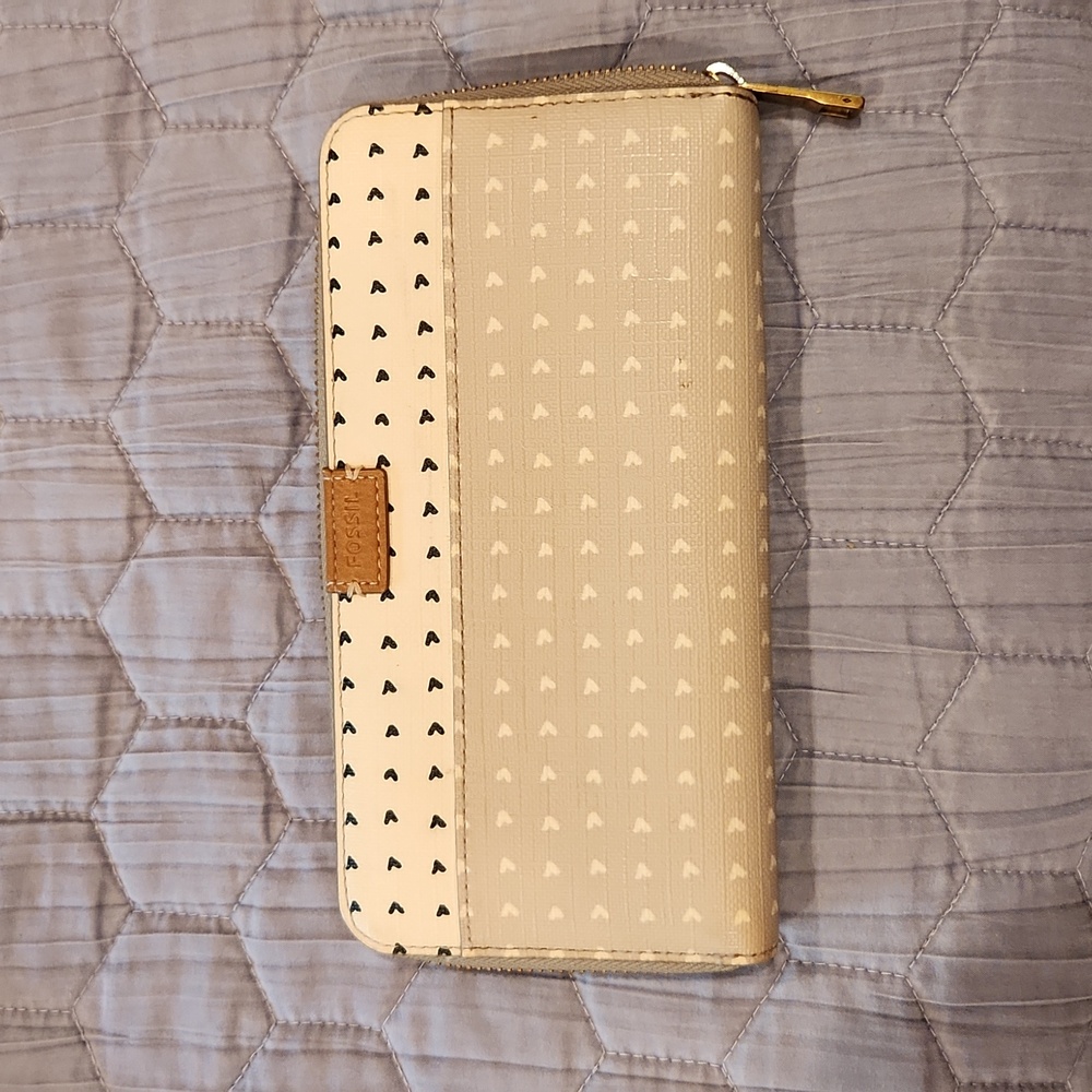 FOSSIL Little Hearts Zip Wallet